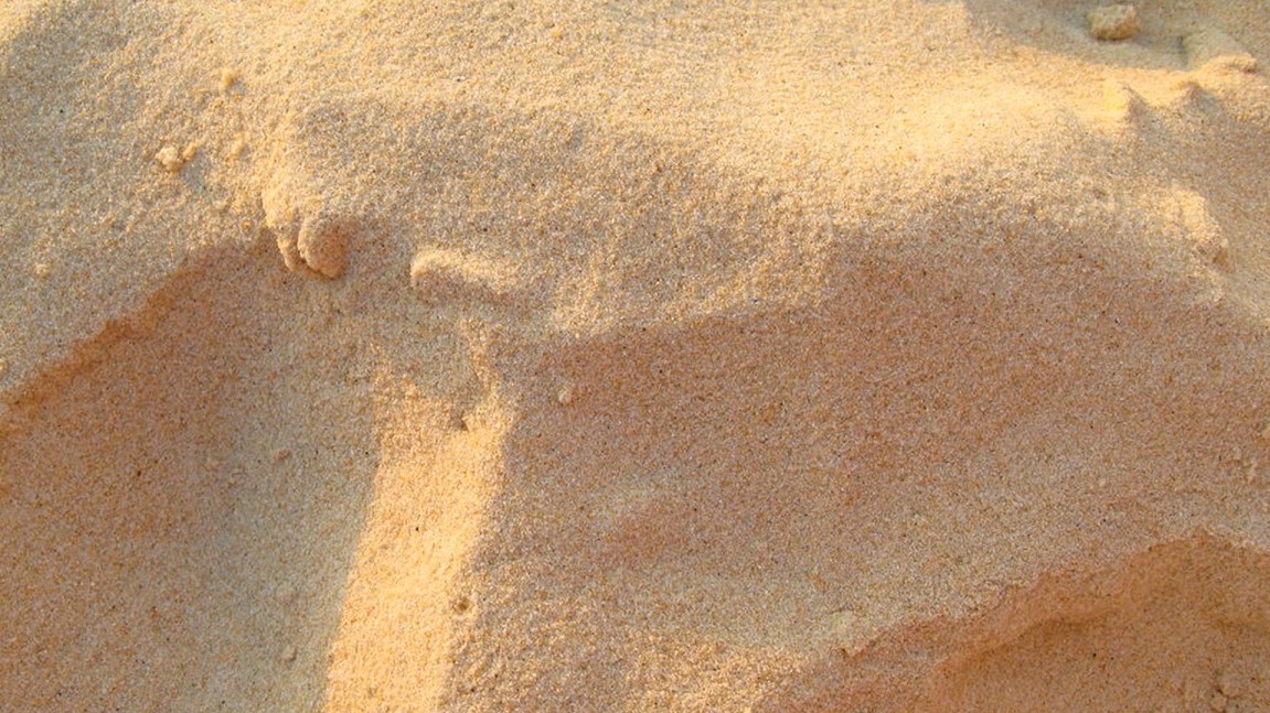 Доставка строительного песка Бугры